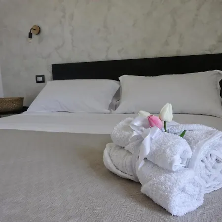 Favara Bed & Breakfast